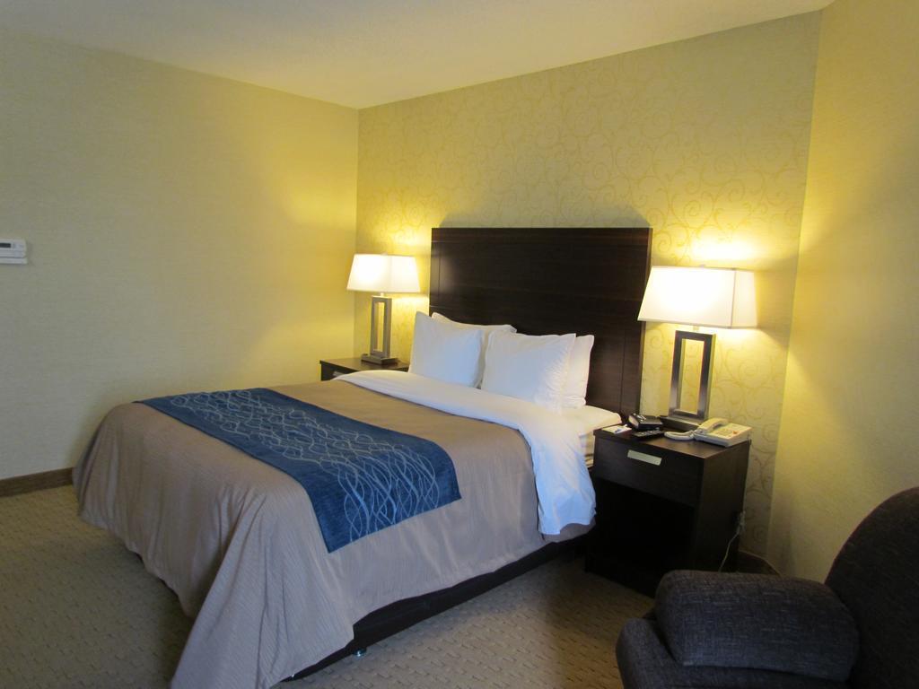 Comfort Inn Trois-Rivières Exteriör bild