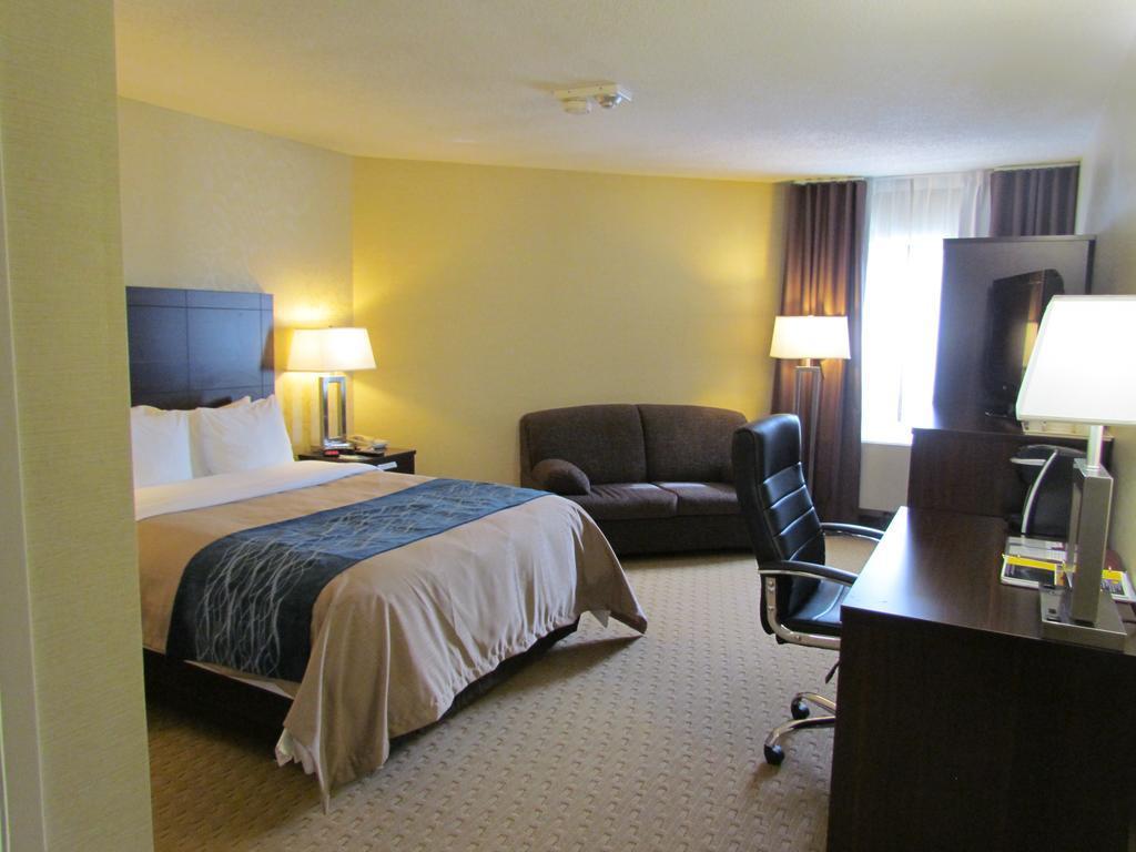 Comfort Inn Trois-Rivières Exteriör bild